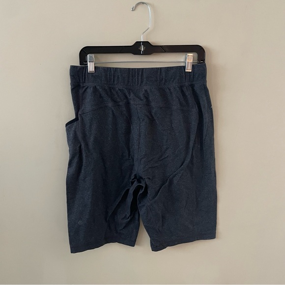 Lululemon grey for the people shorts luon - Picture 2 of 3
